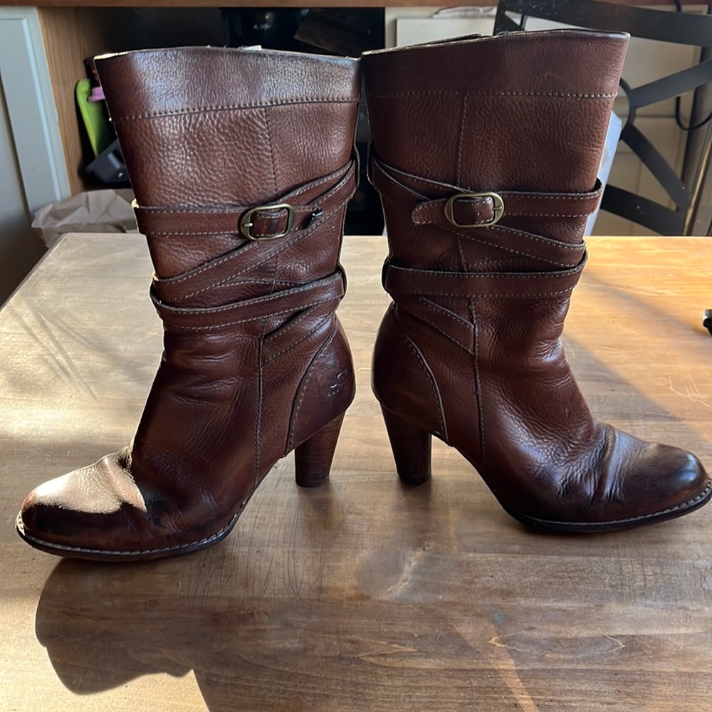 Ugg brown boots